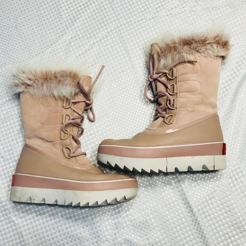 Sorel Joan of artic next faux fur waterproof
